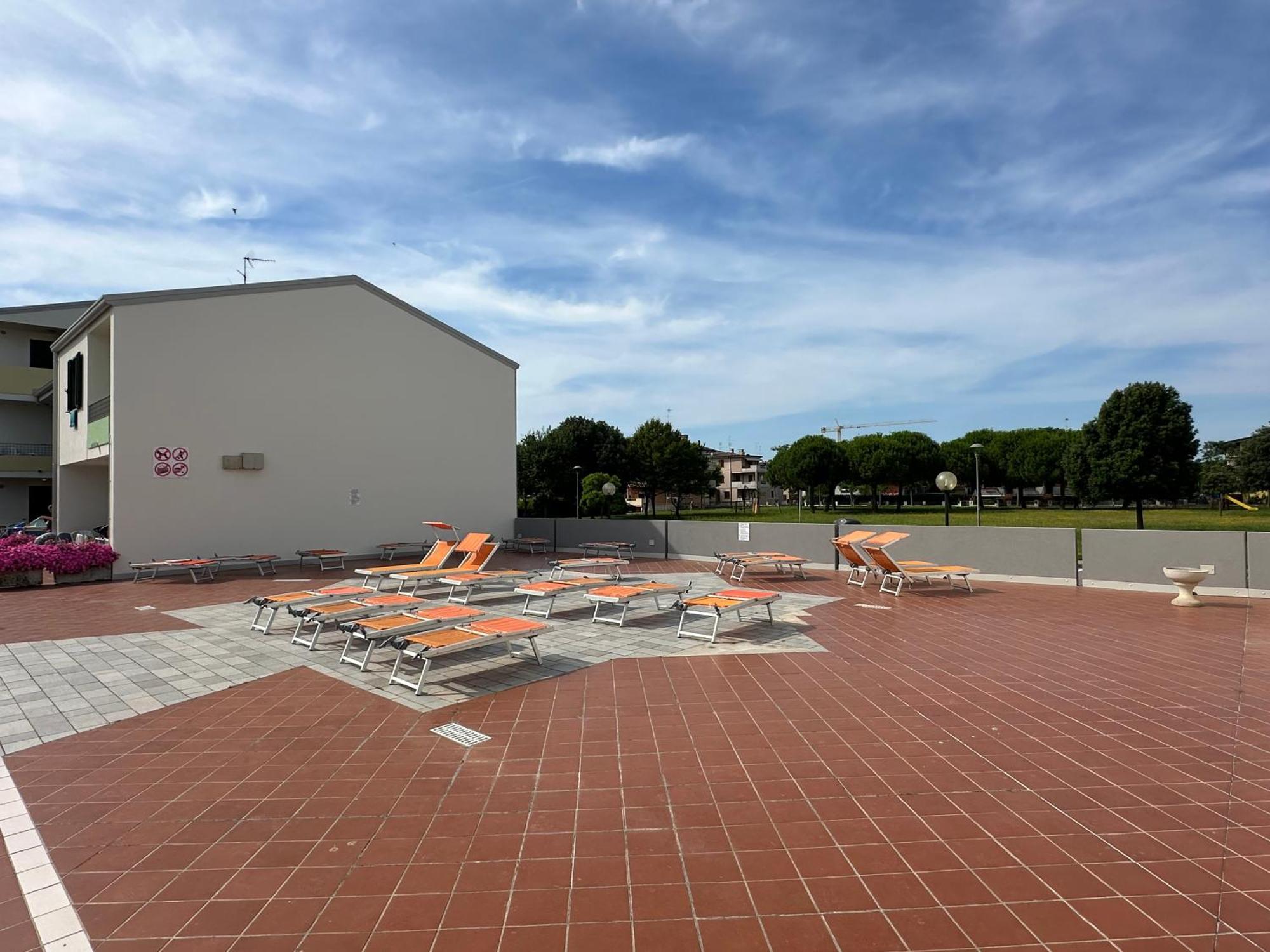 Villaggio Luna Swimmingpool- Agenzia Cocal Caorle Bagian luar foto